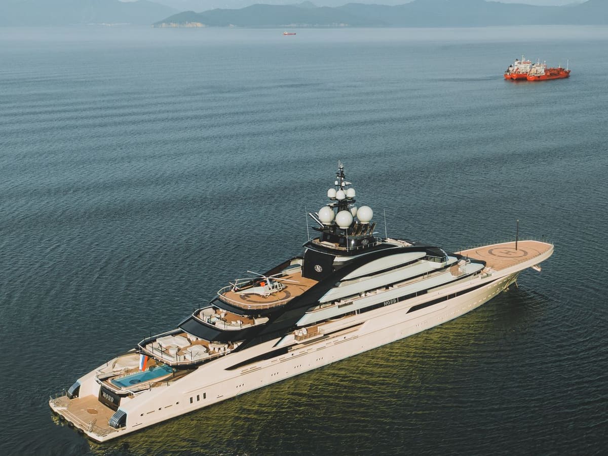 Cabo Yacht Charters vessel